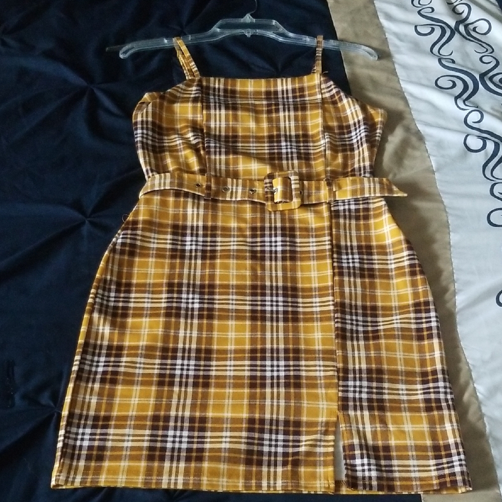 Yellow and Brown Pleated Sundress with Spaghetti Straps